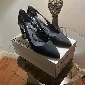 Anne Klein Berkeley Heels